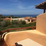 Costa Rossa Cala Rossa 公寓